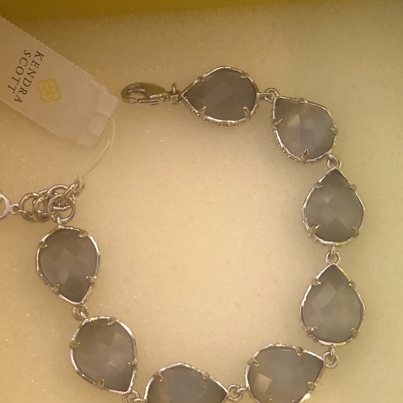 NWT Kendra Scott RARE & RETIRED Brynn Bracelet Slate & Silver So Beautiful! - Picture 8 of 14
